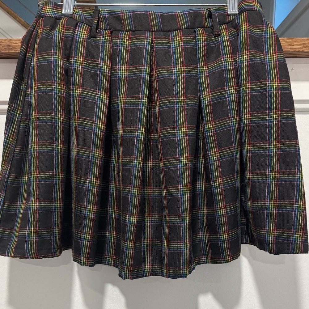 Hot Topic Black Plaid Pleated Skater Skirt with Rainbow Stripes
